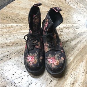 Dr. Martens Floral Boots (women’s size 9)